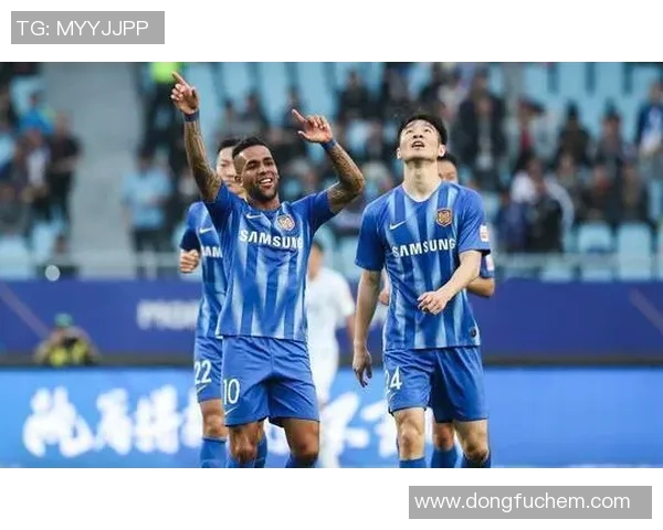 南京足球队强势领跑总决赛积分榜以95分稳居第一名 南京足球队强势领跑总决赛积分榜以95分稳居第一名