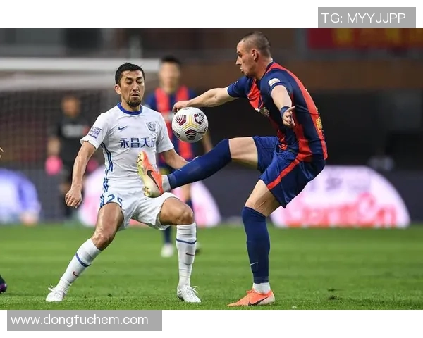 成都足球队荣登足球灵活性排行榜第九位展现出色竞技水平与潜力 成都足球队荣登足球灵活性排行榜第九位展现出色竞技水平与潜力