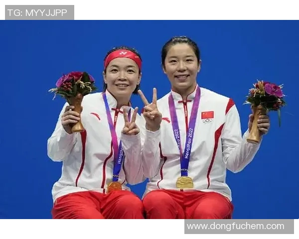 杭州羽毛球队在精英赛中以60分高居积分榜首位展现强劲实力