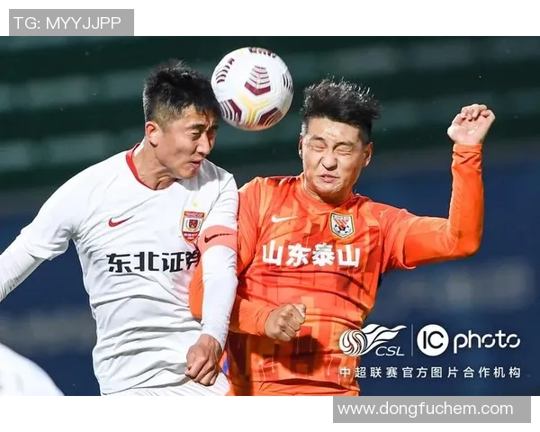 武汉足球队逆袭之路杯赛特别报道展现拼搏精神与团队力量