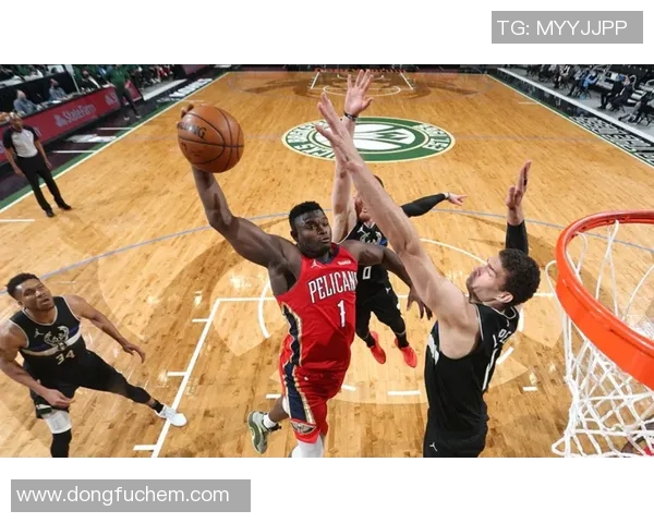 维族少年展现足球天赋如同明星般闪耀的梦想之路