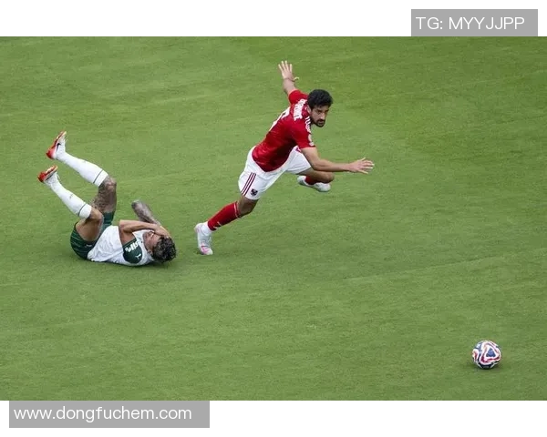 足球明星搞笑瞬间大汇总让你捧腹大笑的精彩群像合集