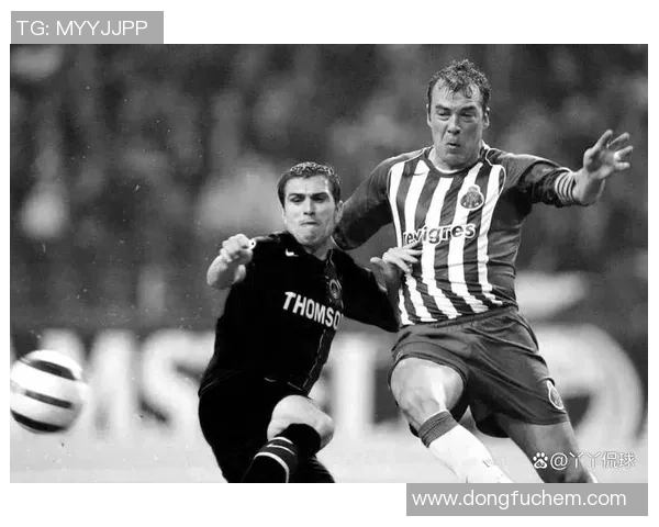 金头发的足球明星如何在绿茵场上书写传奇人生与辉煌成就