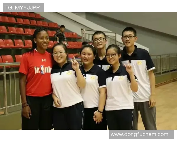 周敏专访:回顾篮球历程 周敏专访:回顾篮球历程